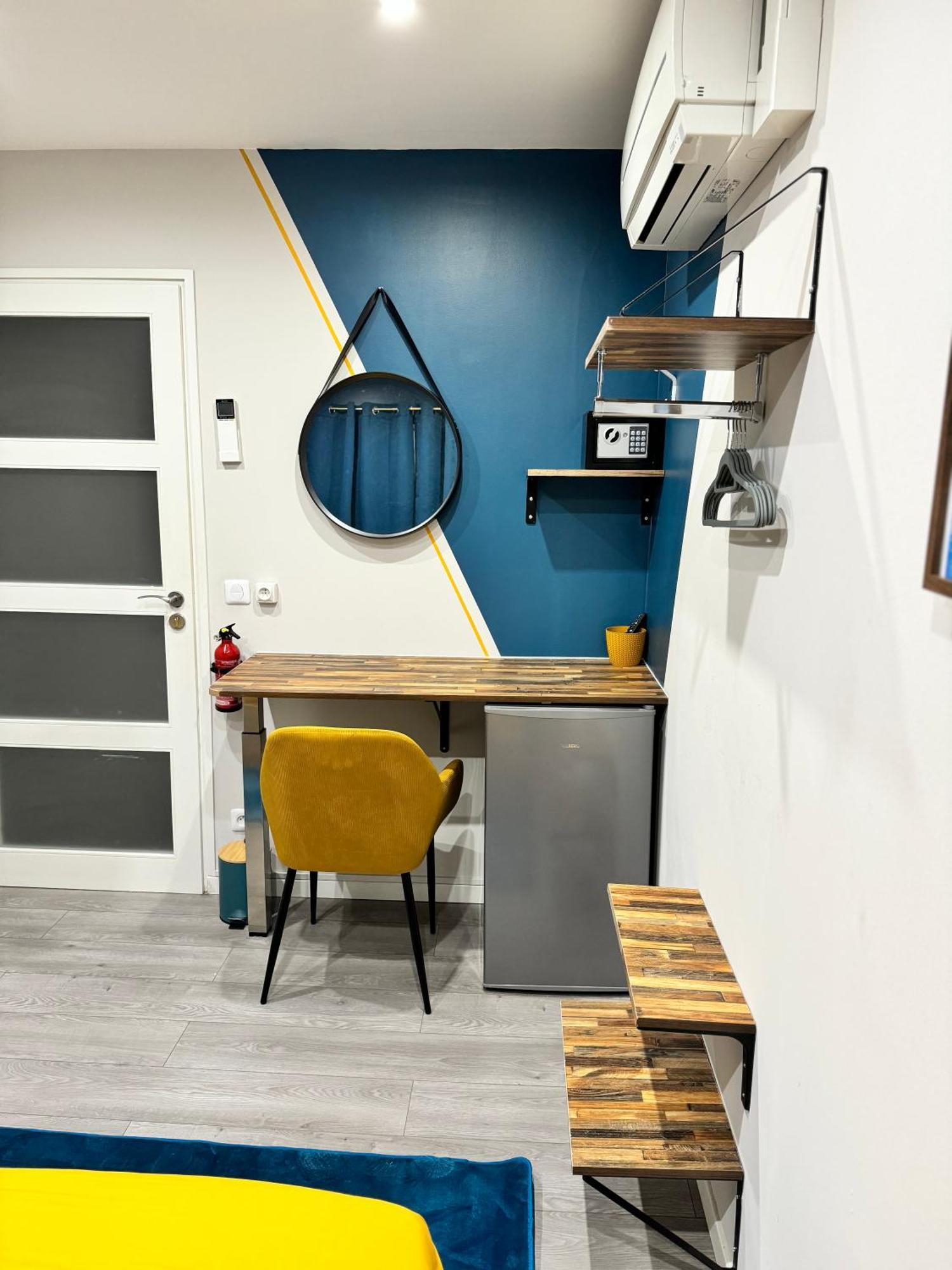 Worldroom Chambre Privee Avec Espace Commun Perpignan Kültér fotó