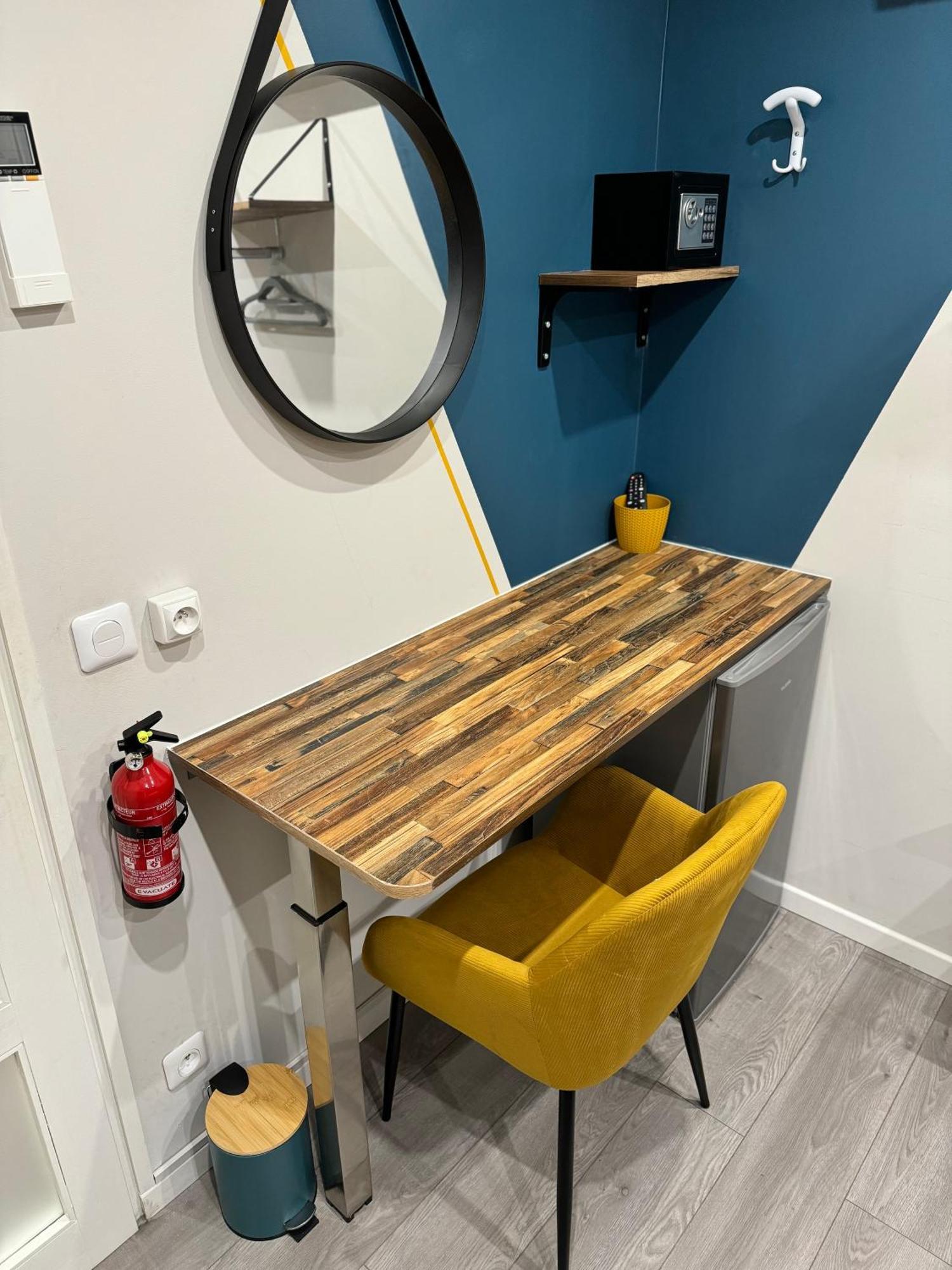 Worldroom Chambre Privee Avec Espace Commun Perpignan Kültér fotó