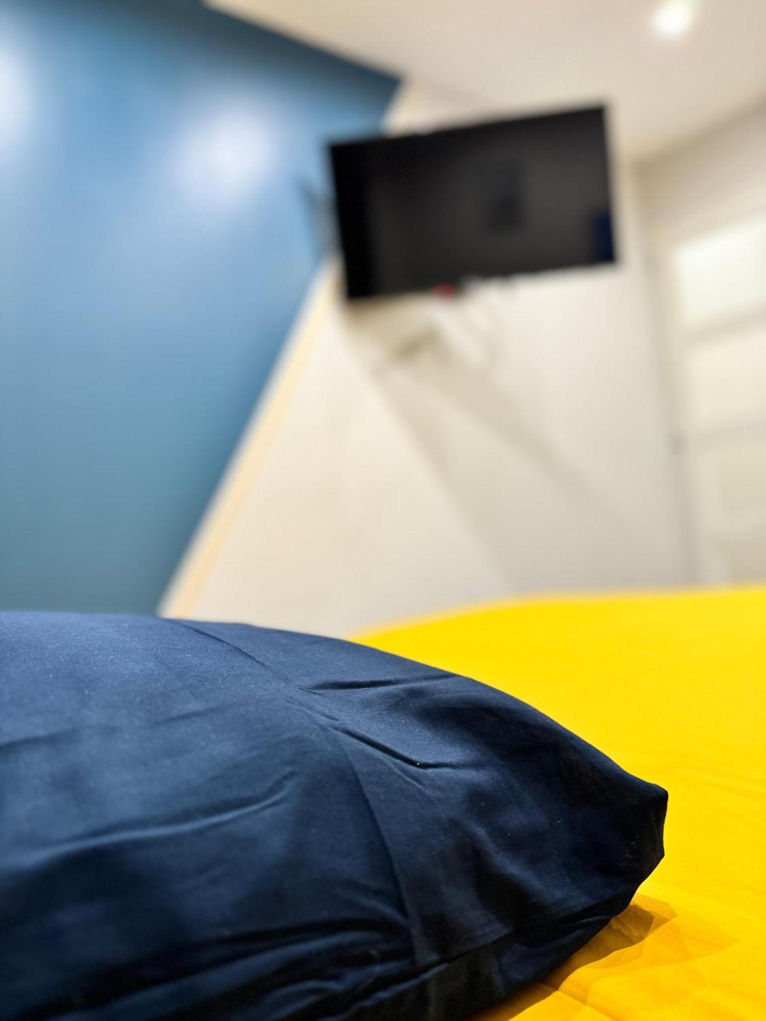Worldroom Chambre Privee Avec Espace Commun Perpignan Kültér fotó
