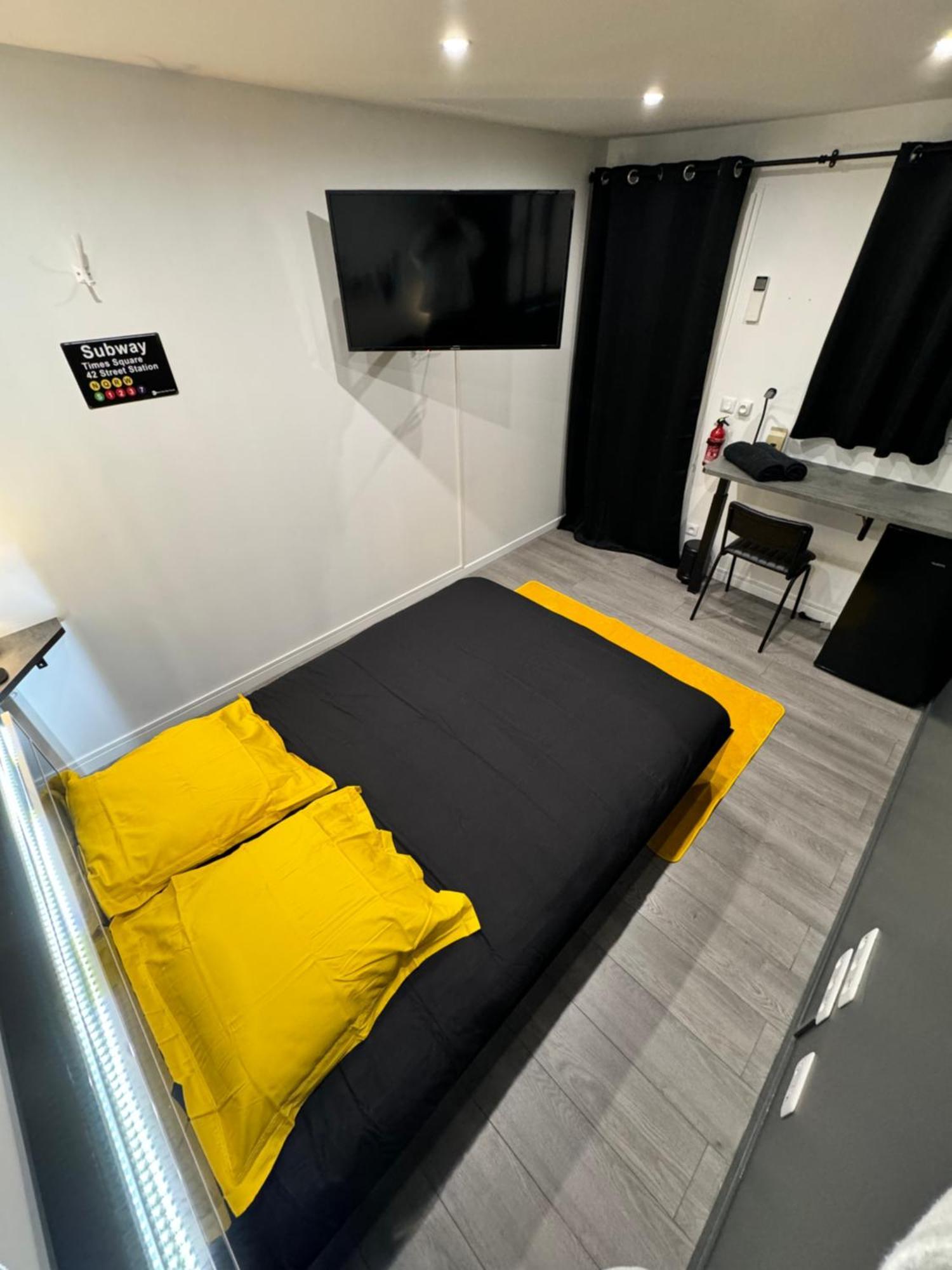 Worldroom Chambre Privee Avec Espace Commun Perpignan Kültér fotó