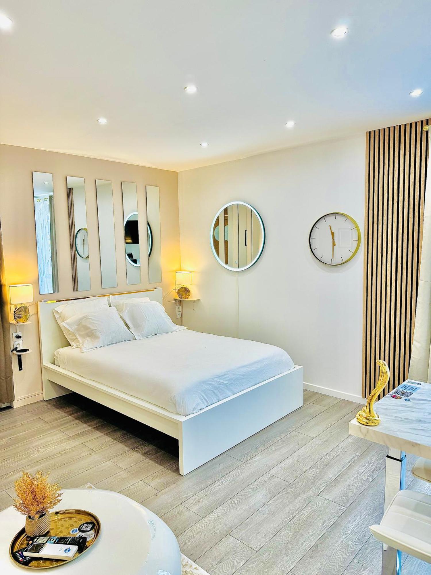 Worldroom Chambre Privee Avec Espace Commun Perpignan Kültér fotó